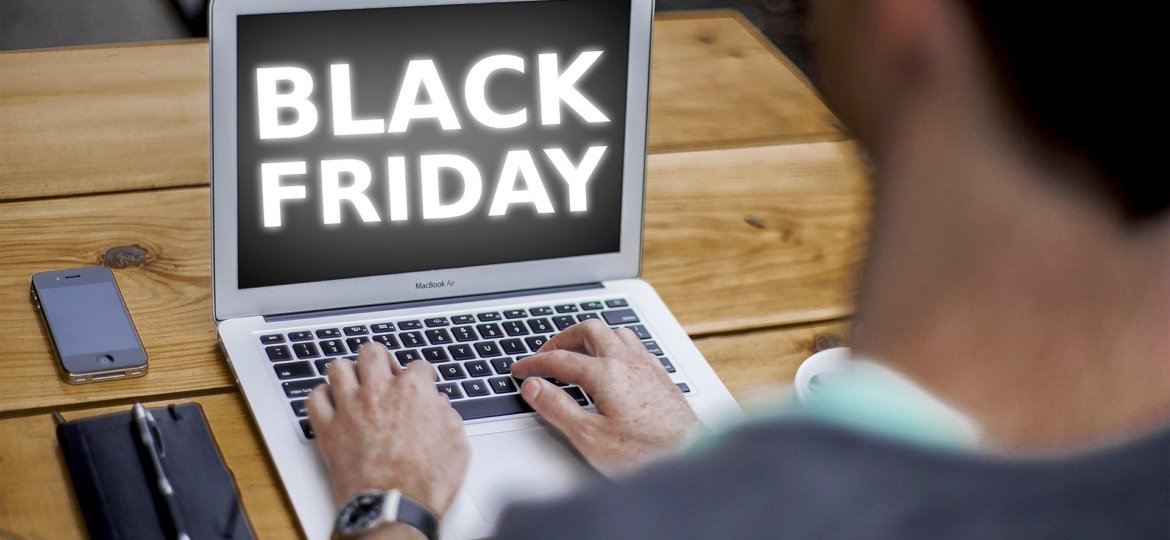 black-friday-4645768_1920